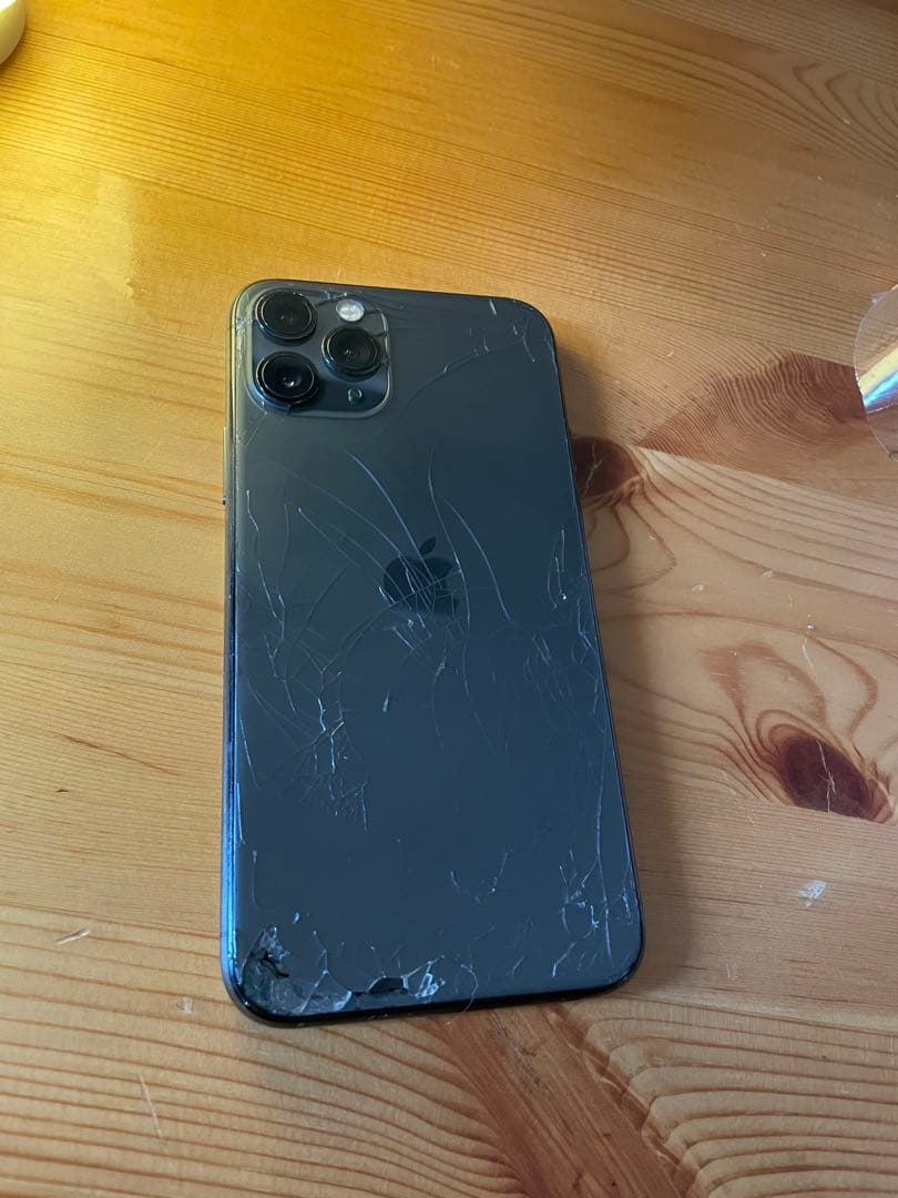 ジャンク】iPhone 11 Pro スペースグレー - メルカリ