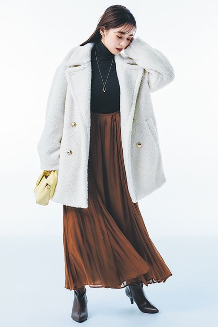 アプワイザーリッシェ 泉里香さん×Oggiコラボ ボアダブル釦コート