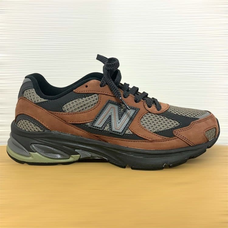 New Balance U2010ANV 27cm ニューバランス 美品タグ付 - メルカリ