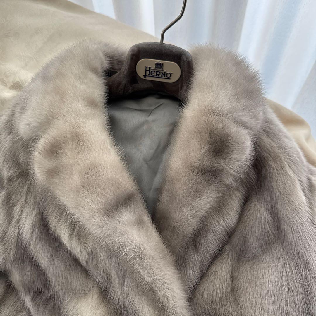 サファイアミンク ショートコート ジャケット ライトグレー 9号 - メルカリ