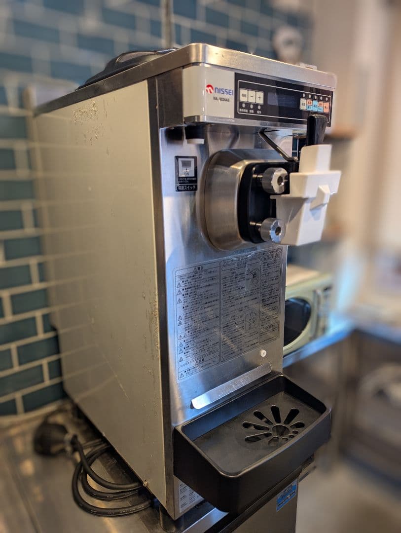 NISSEIソフトクリームメーカー NA-9524AE業務用2019年式 送料込 - メルカリ
