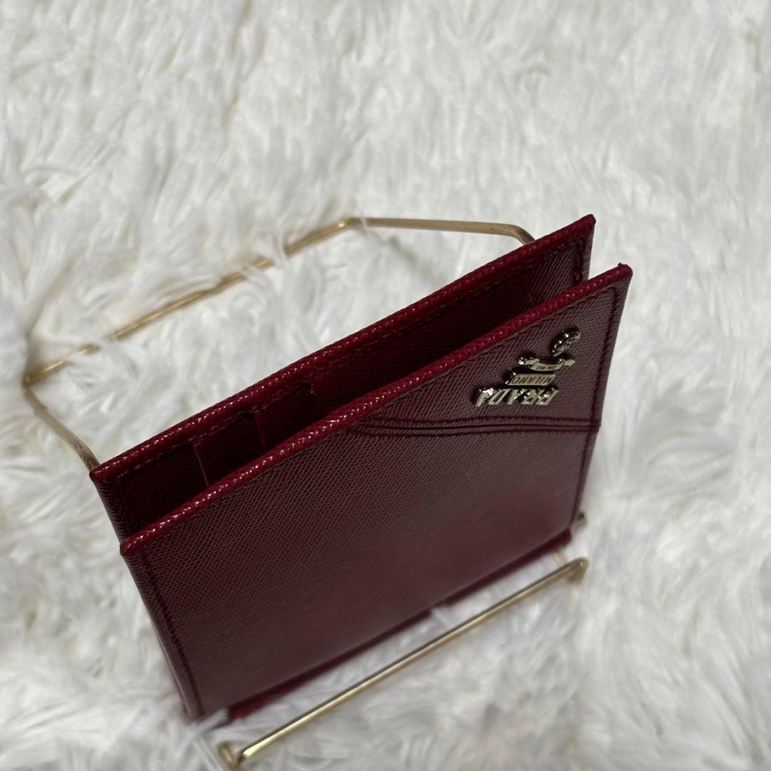 未使用⭐️プラダ 2M1077 サフィアーノ マネークリップ ロゴ金具