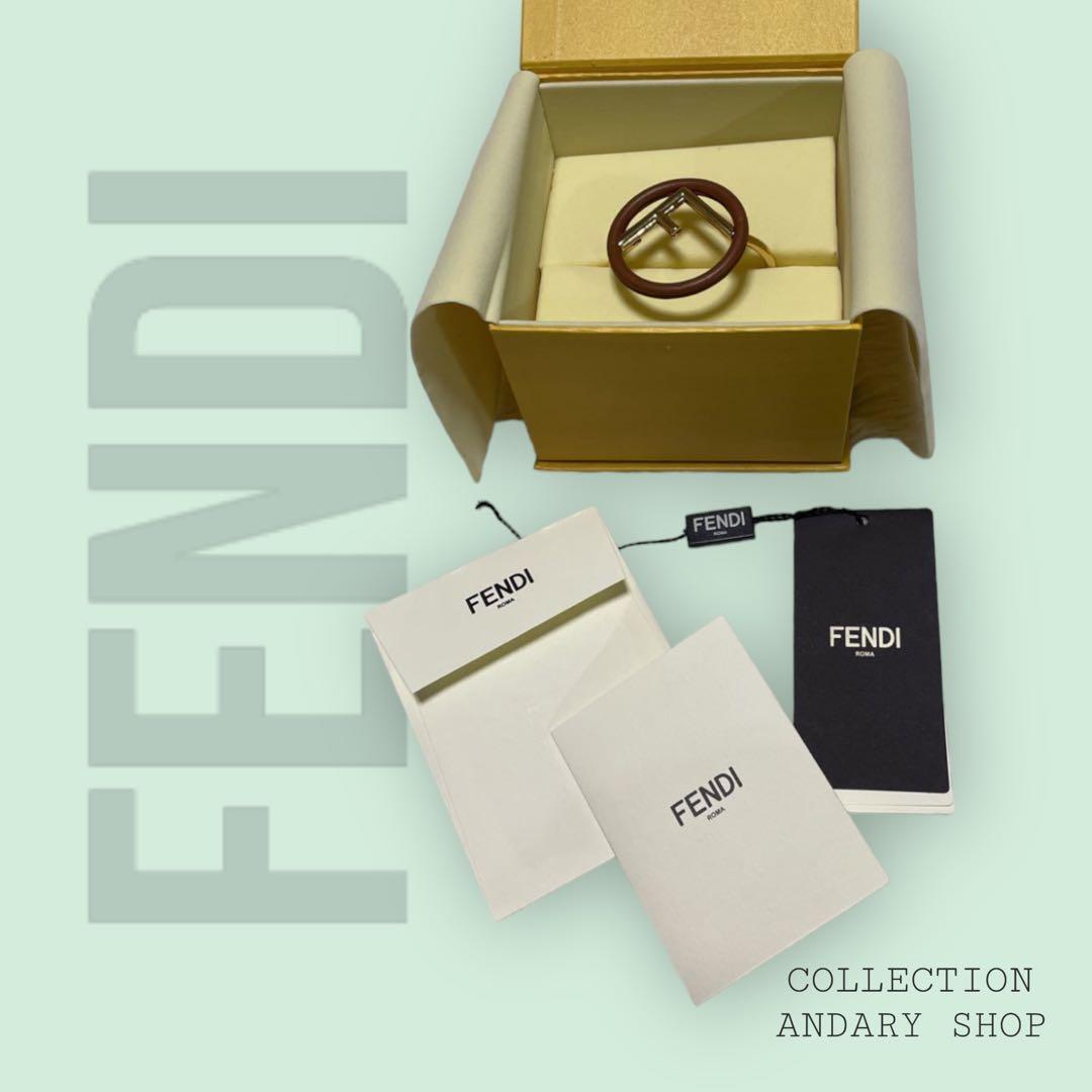 美品 FENDI フェンディ アイコンバングル ブレスレット F is エフィズ