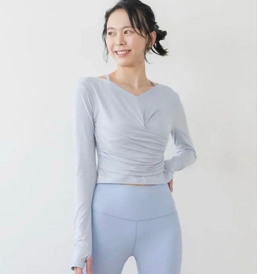 新品・未使用】リントスル 公式ウェア（長袖上Mサイズ）＋靴下セット