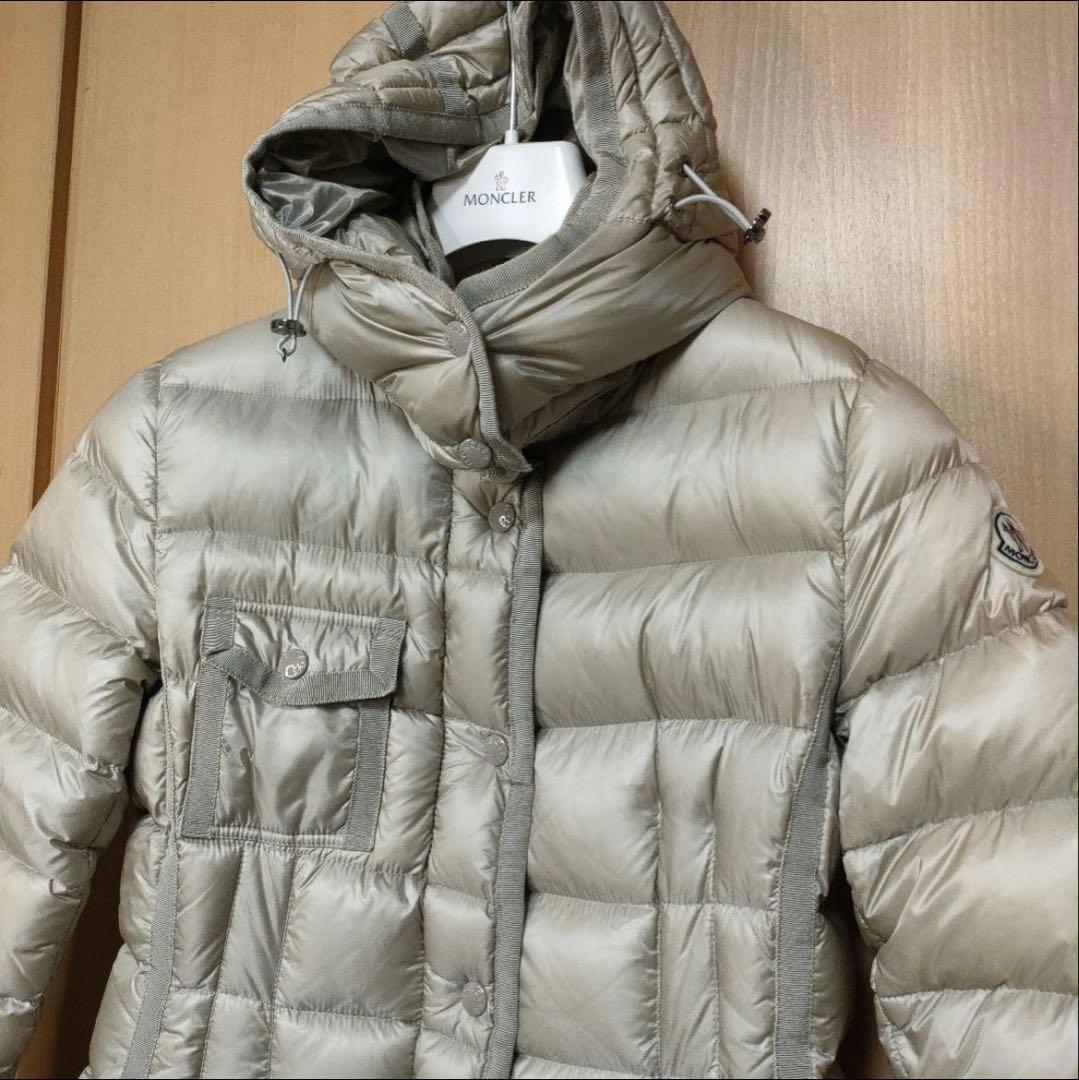 ひでにゃん様専用】モンクレール hermine シャンパンゴールド1 - メルカリ