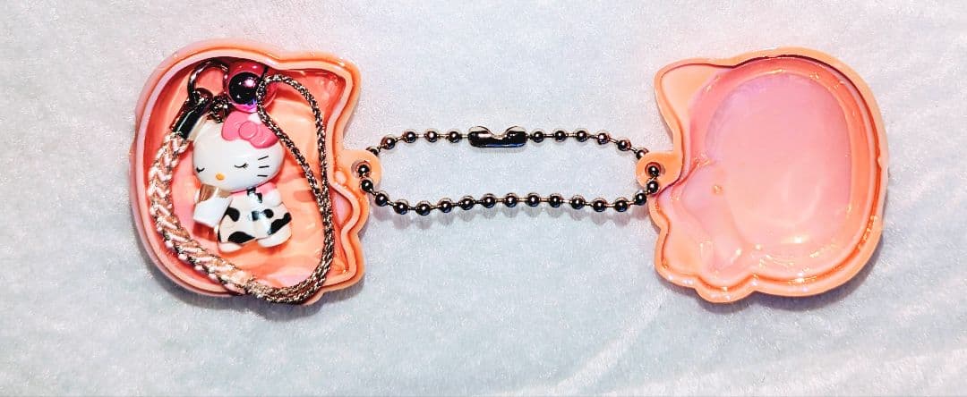 希少廃盤品♡ご当地キティ♡ 蒜山限定♡牧場バージョン牛乳♡根付け