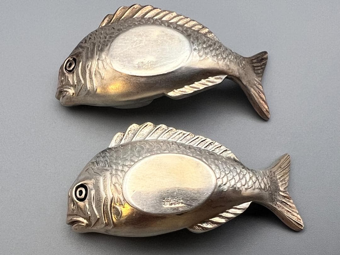 海】純銀 鯛形 箸置き 2個 銀製 銀製品 銀器 台所用品 置物 重量約