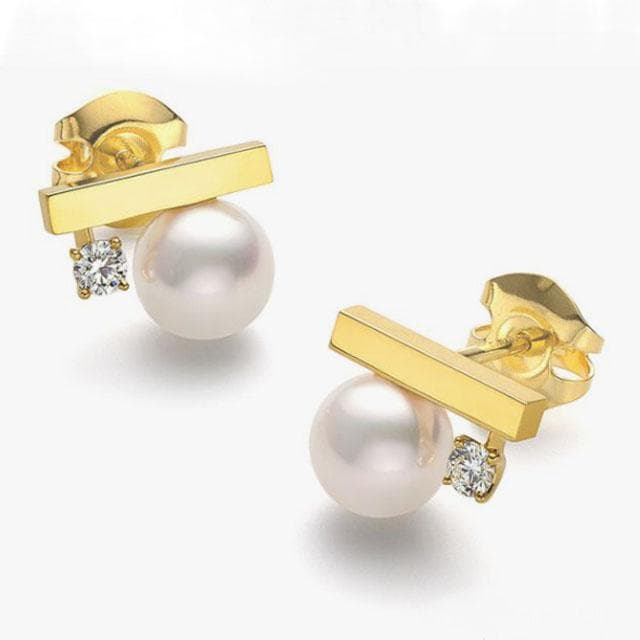 タサキ “プチ” バランス クラス イヤリング（ピアス）ダイヤモンド ＹＧ