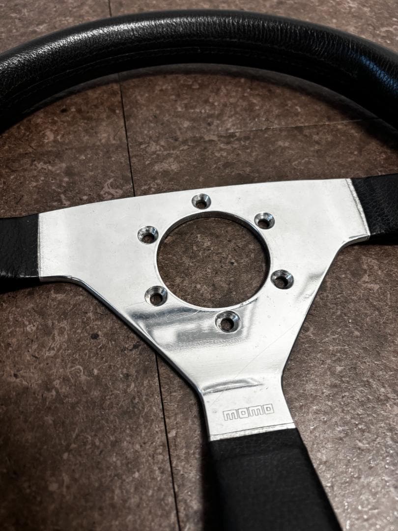 希少】MOMO ステアリング ヴェローチェ ポリッシュ シルバー 90年12月 MOMO