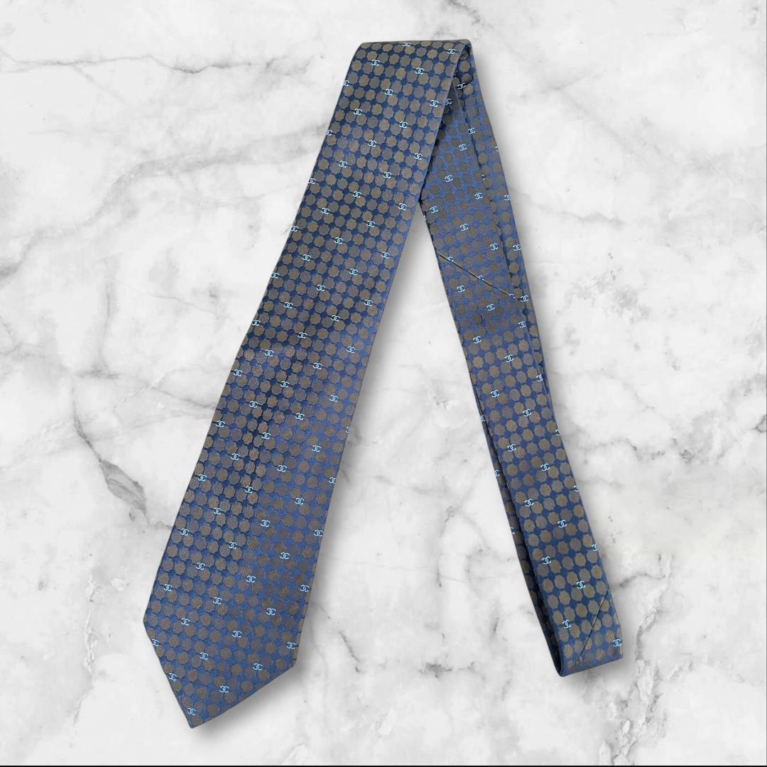 シャネル ネクタイ シルク100% ココマーク総柄 ブルー系 伊製 - メルカリ