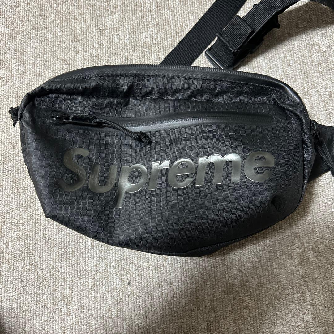supreme ボディバック　ウエストポーチ　最終値下げ ブランド古着】ウエストバッグ ポーチ（ボディバッグ/ウエストポーチ
