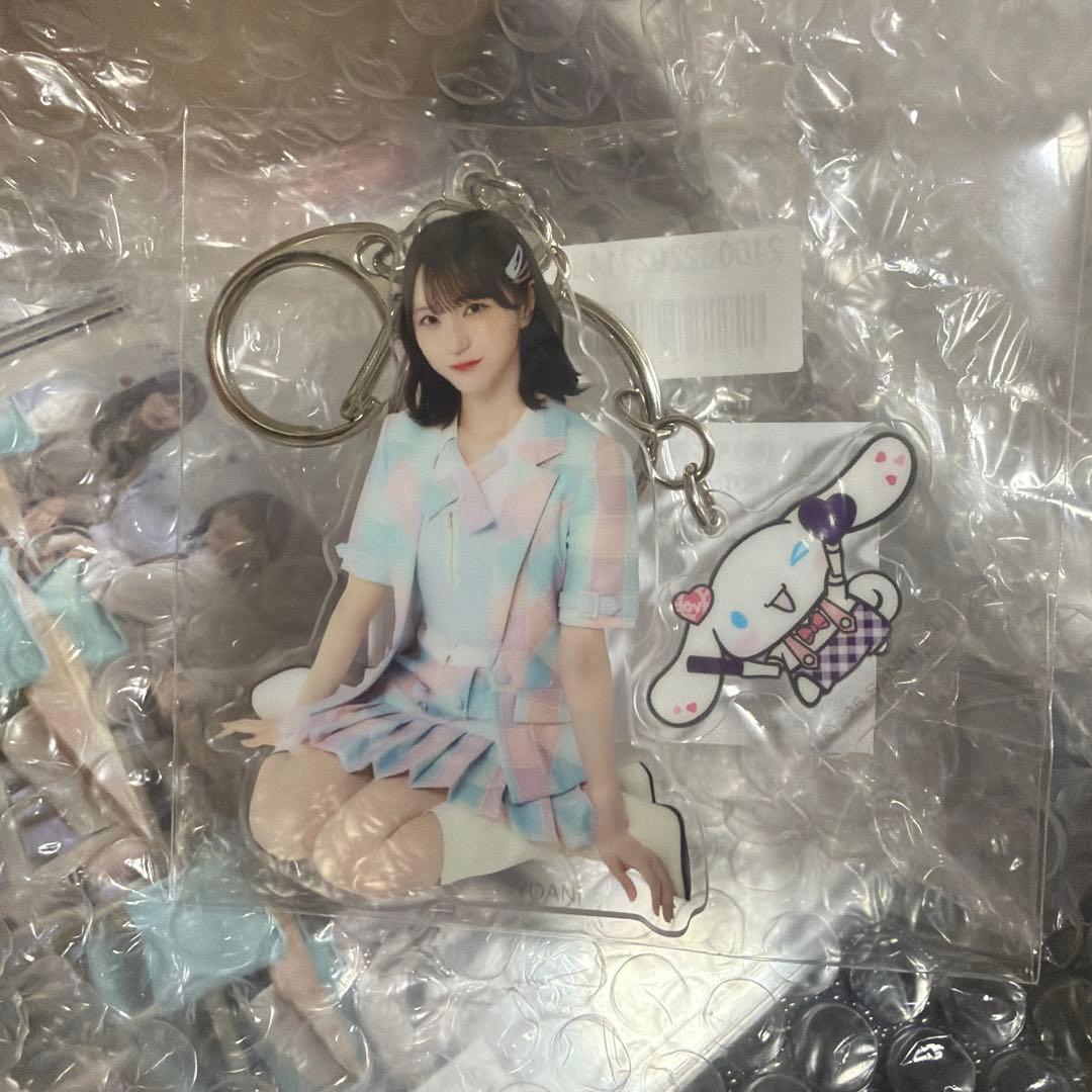 イコラブ 野口衣織 シナモロール 個別アクリルキーホルダー - メルカリ