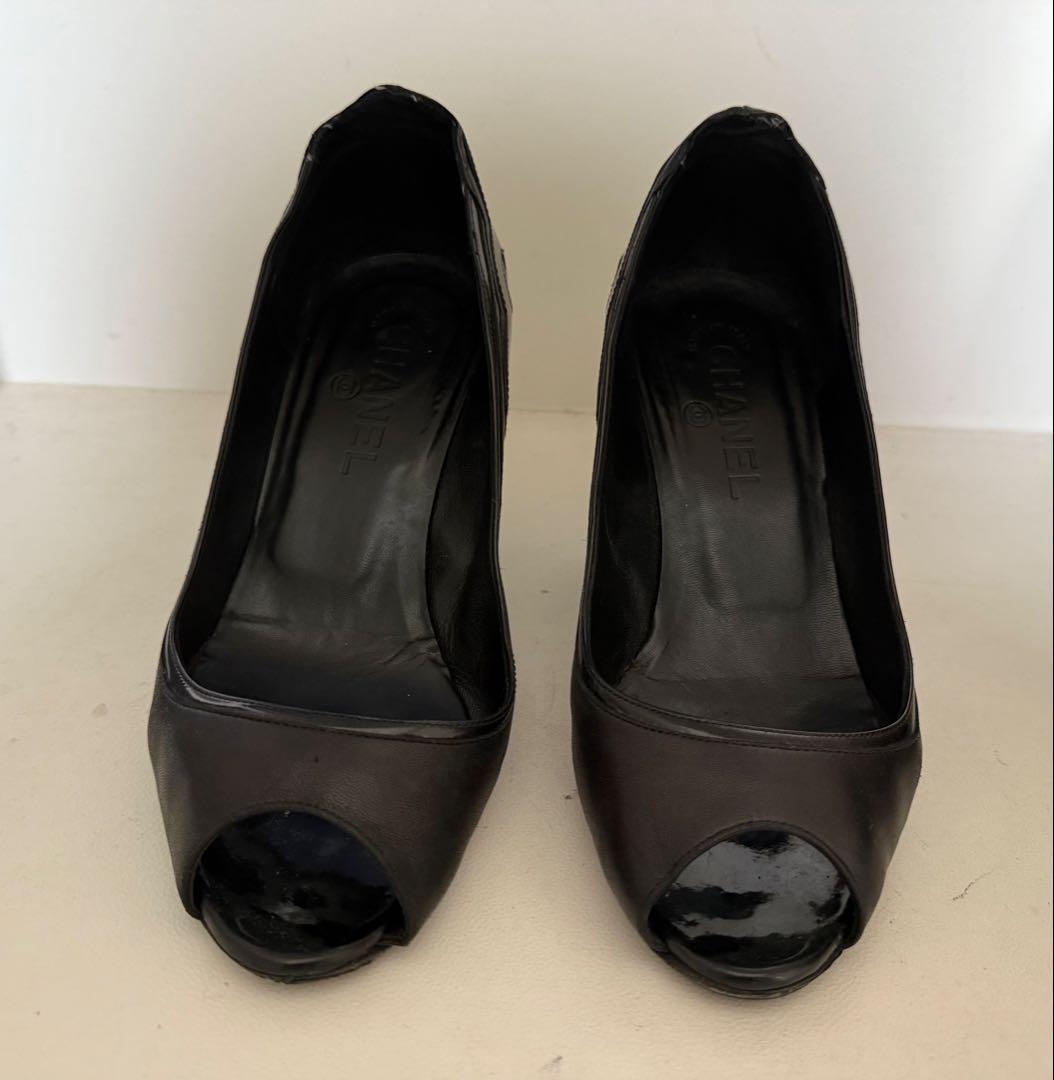 お値下げ　シャネル　パンプス　カーフ＆エナメル　黒　ヒール8センチ　36.5C