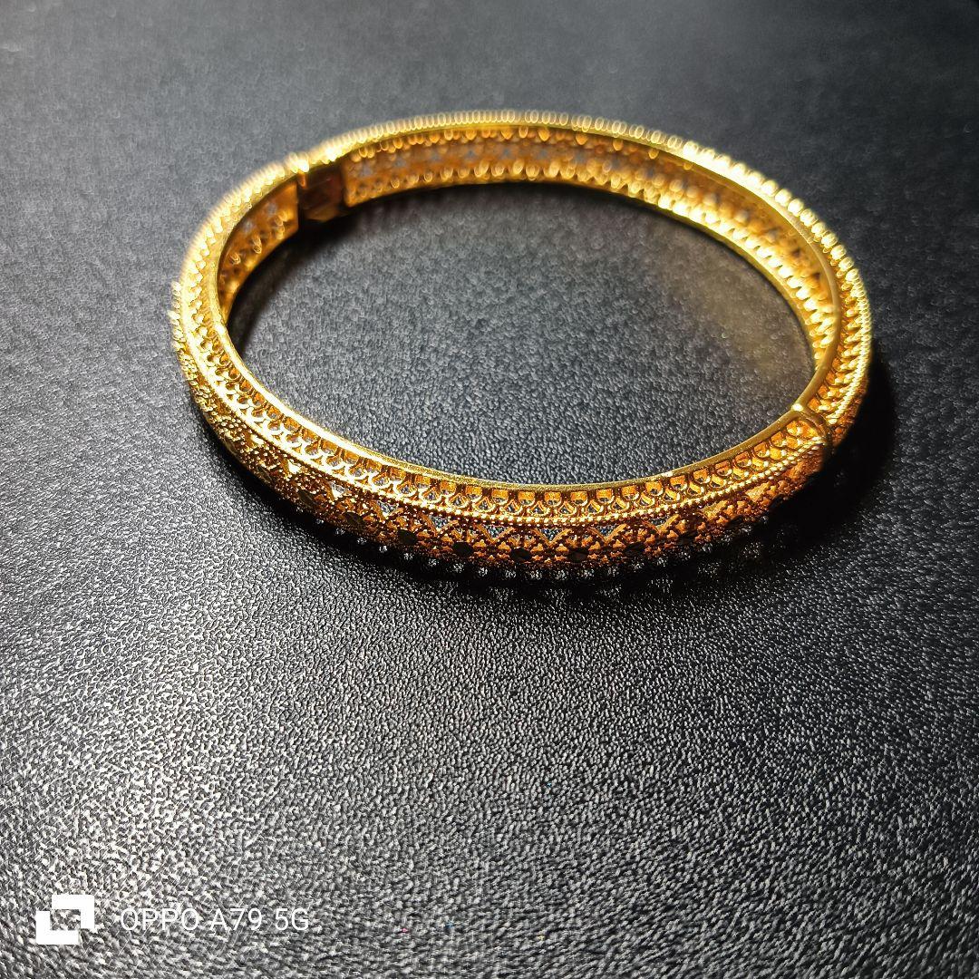 中東ドバイ24金gpゴールドバングル - メルカリ