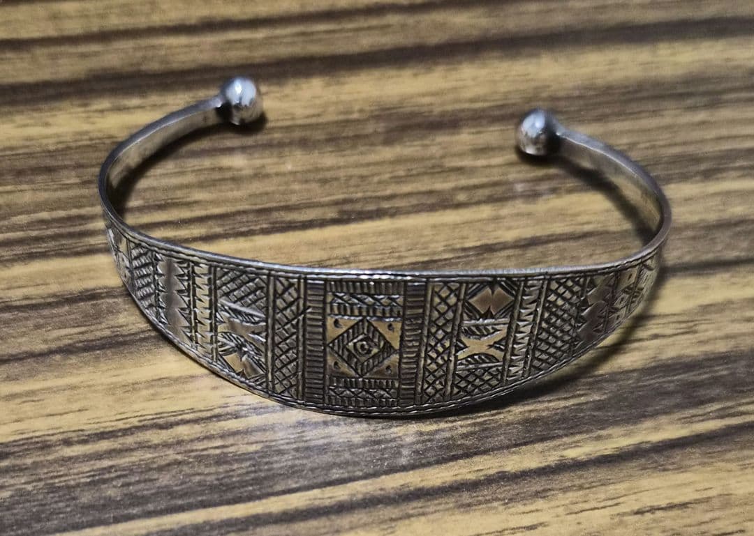 アダワットゥントゥアレグ　ブレスレット 楽天市場】[送料無料]Adawat'n Tuareg : Tafoukt(タフォクト/太陽