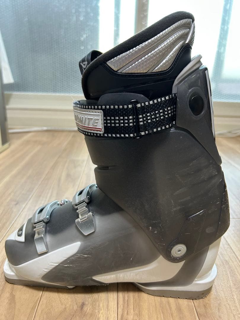 HARTカービングスキーセット女性用 板160cm、靴26〜26.5cm 中古