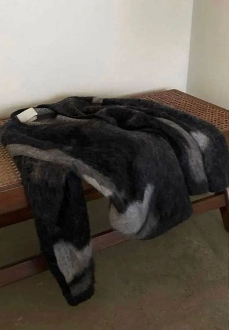 yoke 吾亦紅 ジャガードカーディガン - メルカリ