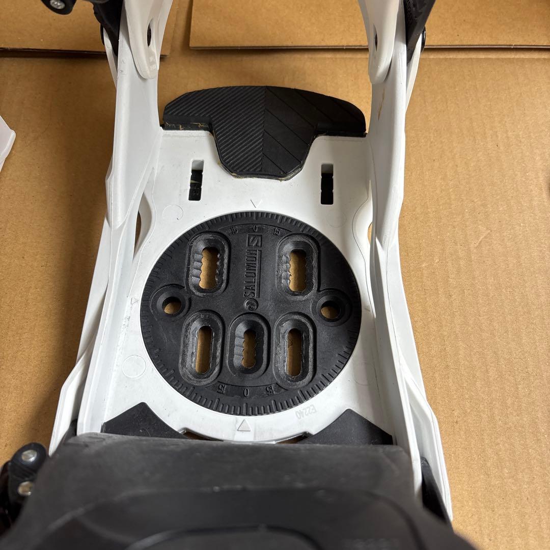 水島新一 SALOMON スノーボードビンディング ホワイト/ブラック　M
