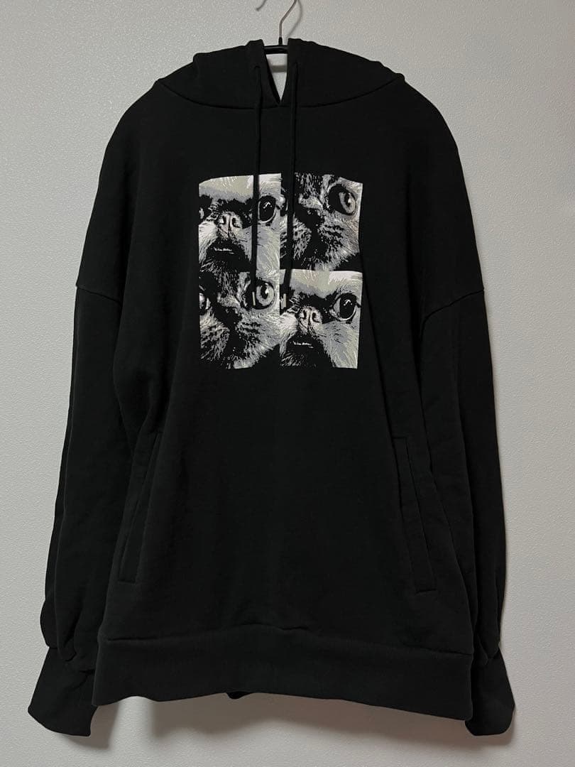 MADARANINGEN マダラニンゲン 猫プリント ブラックパーカー フーディ