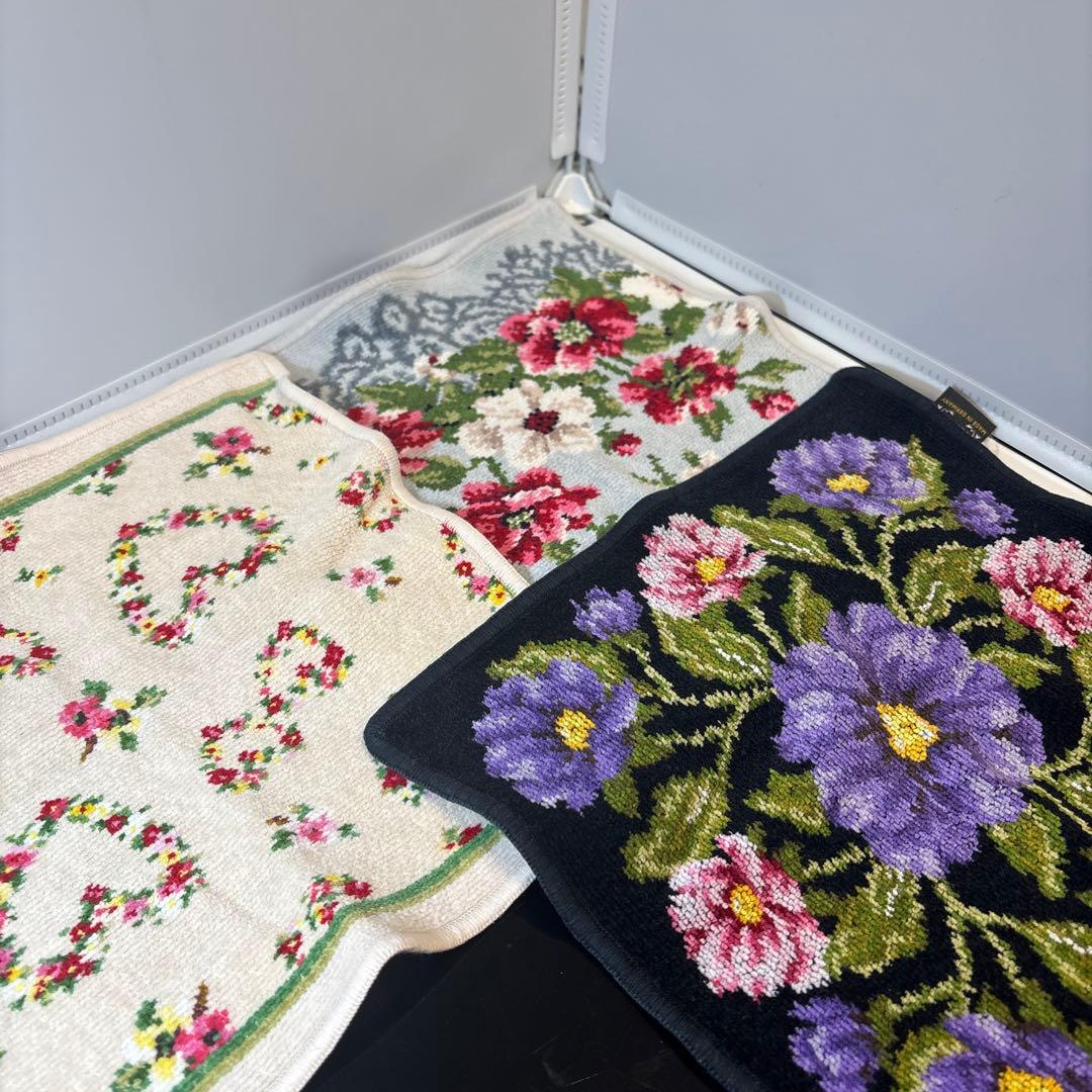 フェイラー 花柄刺繍タオルハンカチ 3枚 セット 25cm - メルカリ