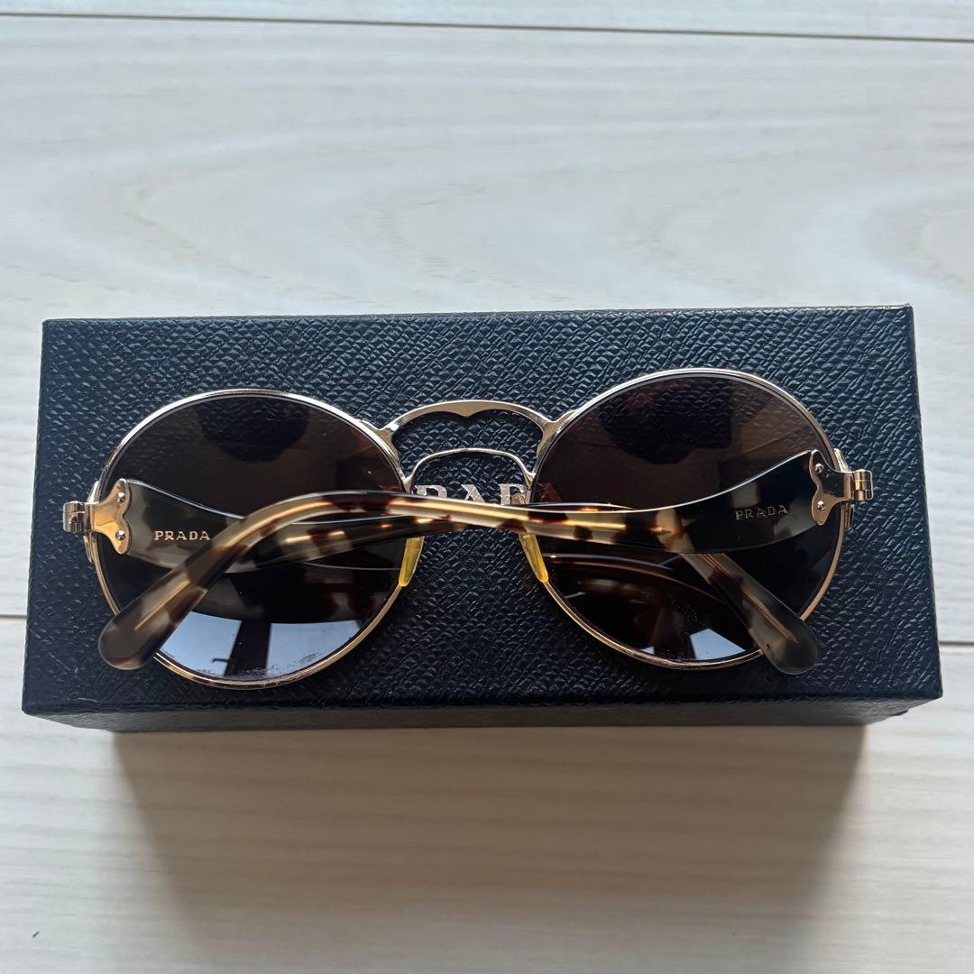 リトルグリーンメン様専用 HYDE着用 プラダ サングラス 完売品 - メルカリ