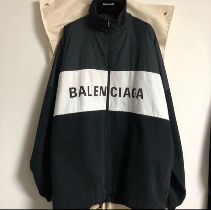 BALENCIAGA トラックジャケット サイズ36 極美品 - メルカリ