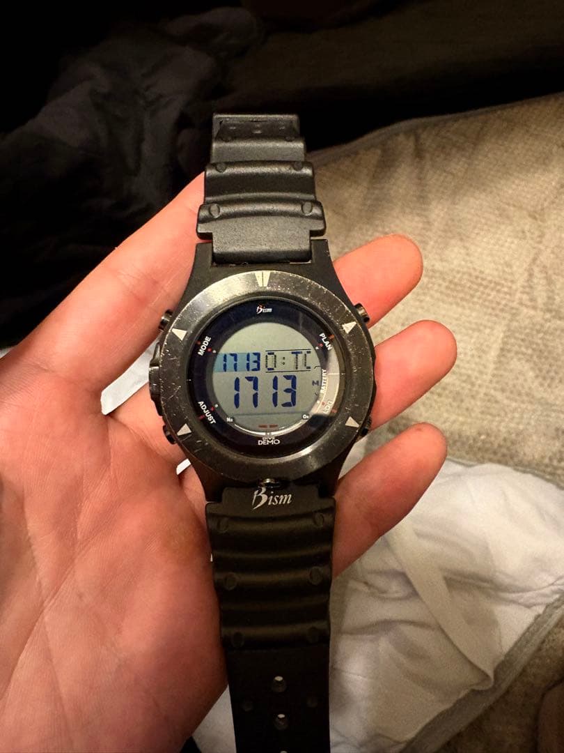 Bism DIVE DEMOダイブコンピューター 腕時計　動作良好 DIVE DEMO SOLIS 4GS – 総合スクーバダイビングギアメーカーのビーイズム