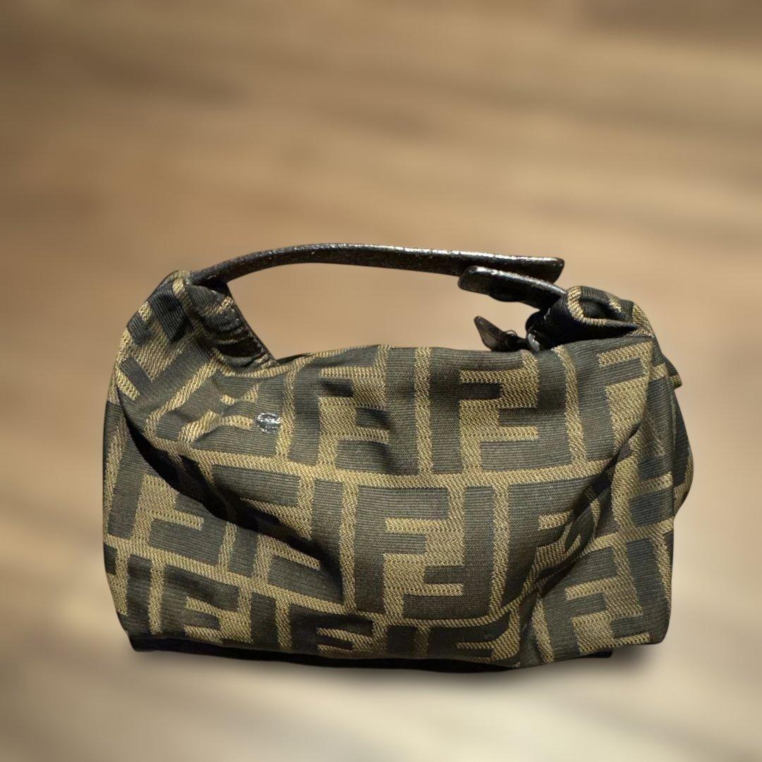 Fendi ロゴ ハンドバッグ FFズッカ柄 ブラウン ポーチ - メルカリ
