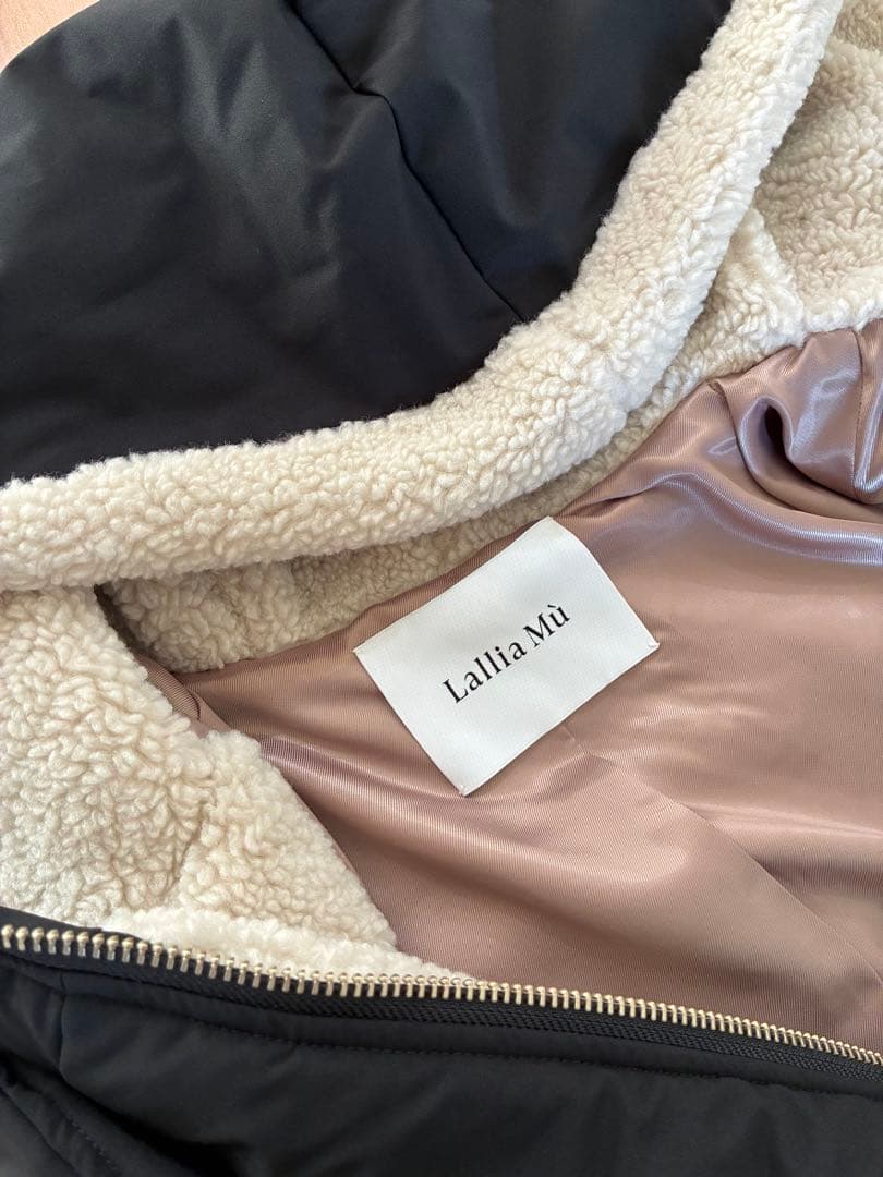 Lallia Mu ラリアムー バイカラー ヘムショートフード コート - メルカリ