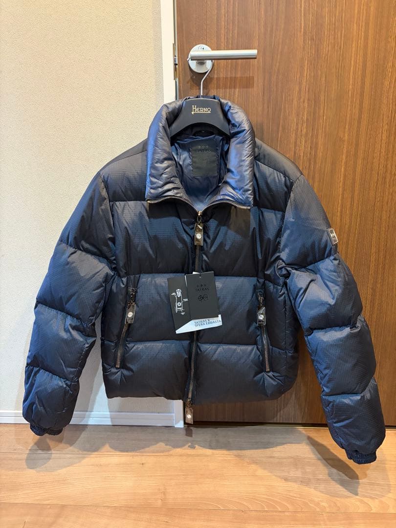 TATRAS ブラック ダウンジャケットマネーギャング 02 - メルカリ
