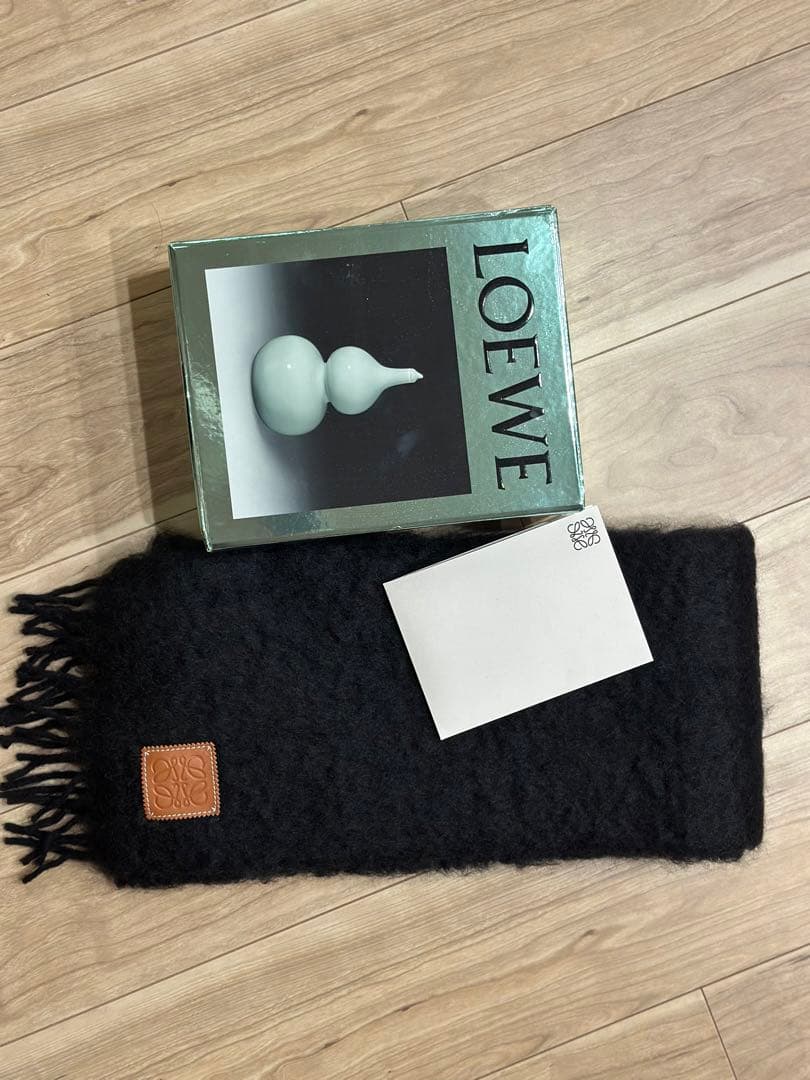 LOEWEロエベマフラーモヘア山田涼介着用デザイン - メルカリ