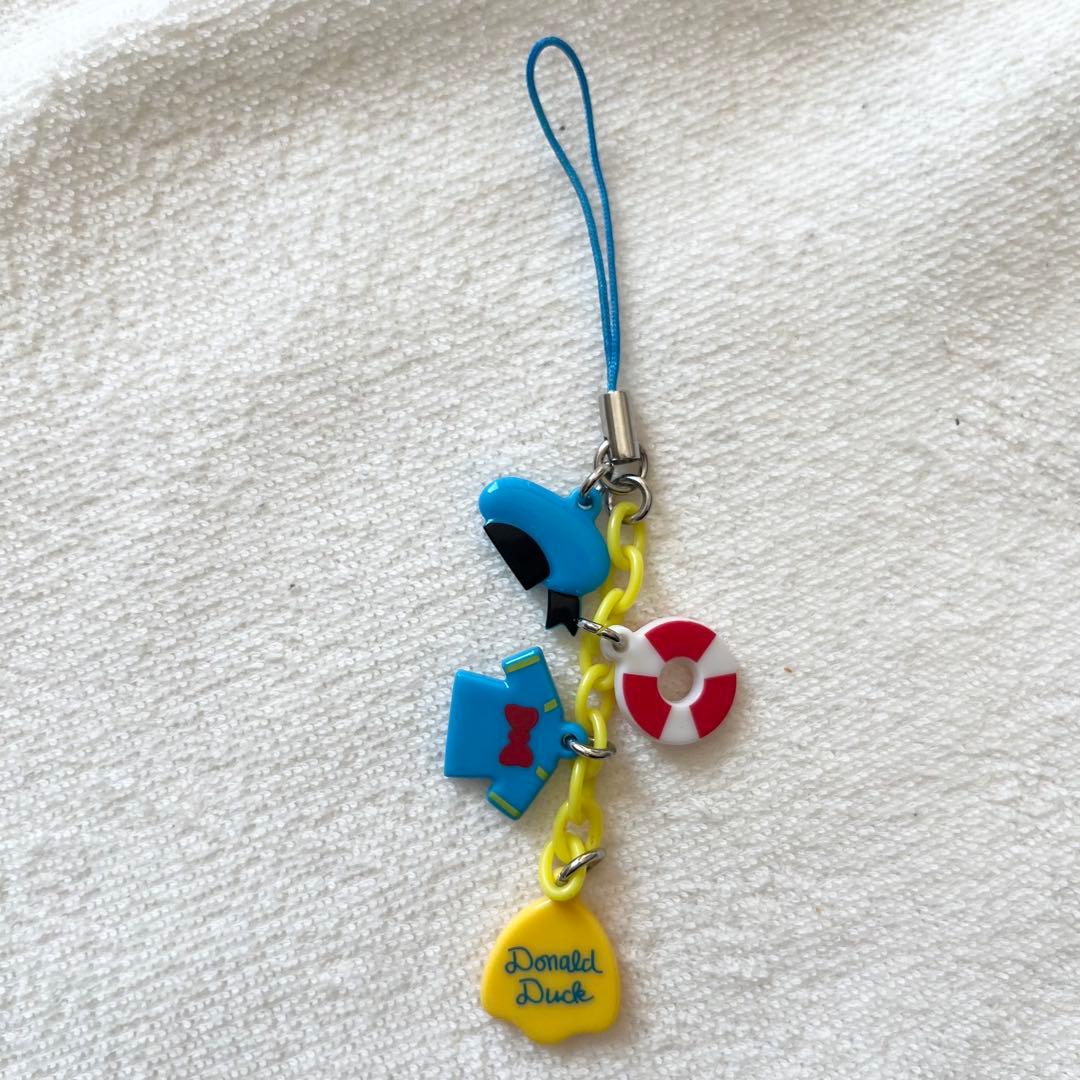 ドナルドダック ストラップ チャーム - メルカリ