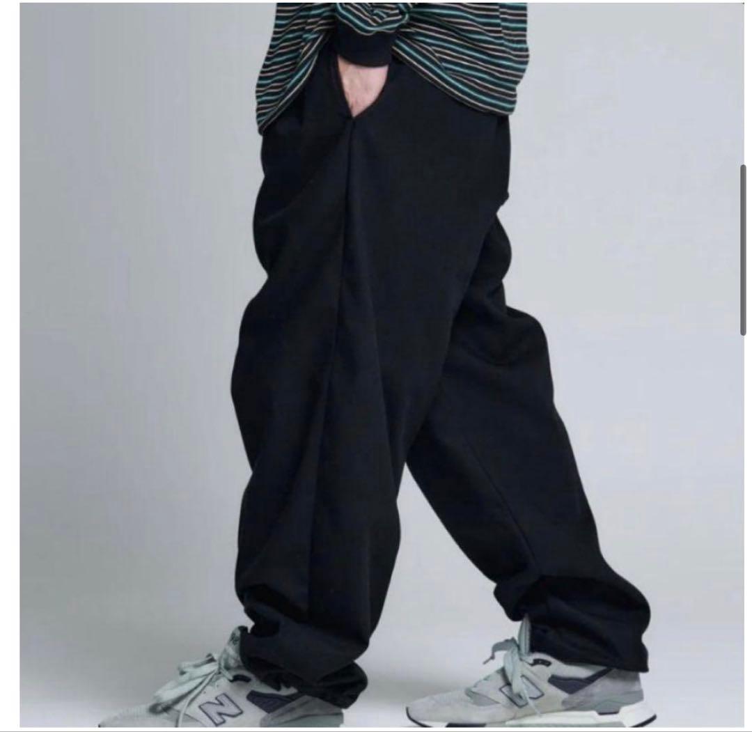 ALOUND TWO TUCK TAPERED CHINO PANTS - メルカリ