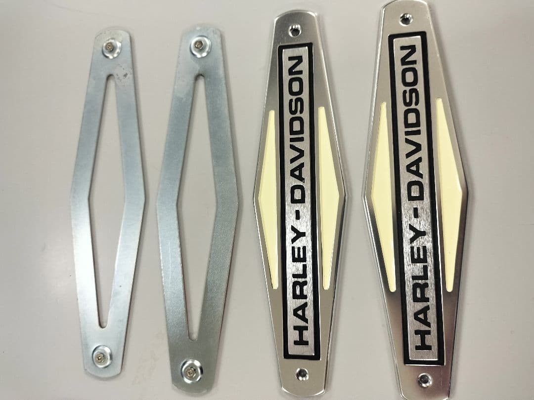 HARLEY-DAVIDSON 純正タンクエンブレム　V.I様購入 38-0577 ハーレーダビッドソン純正、タンクエンブレムセット(ペア