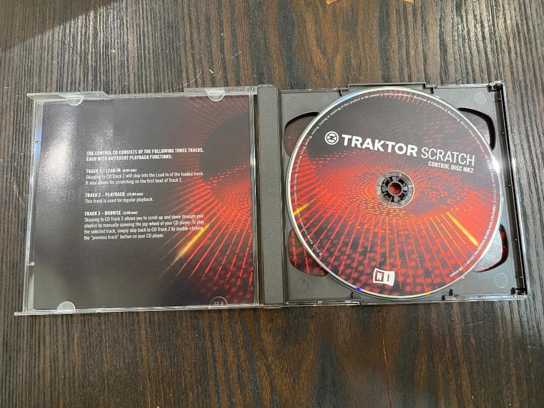 TRAKTOR SCRATCH A6 デジタルバイナルシステムDVS/PCDJ