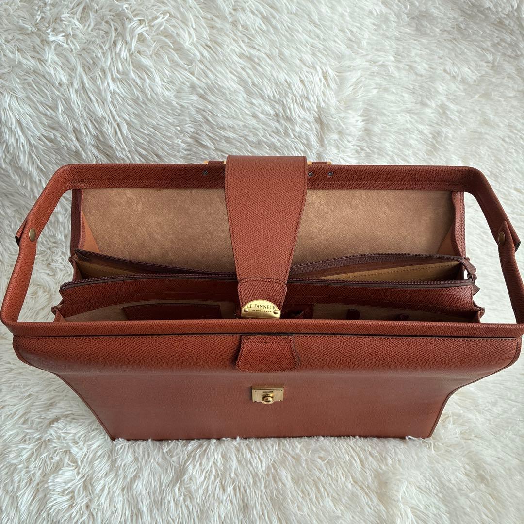極美品・鍵付】ルタヌア LE TANNEUR ダレスバッグ ビジネス A4収納