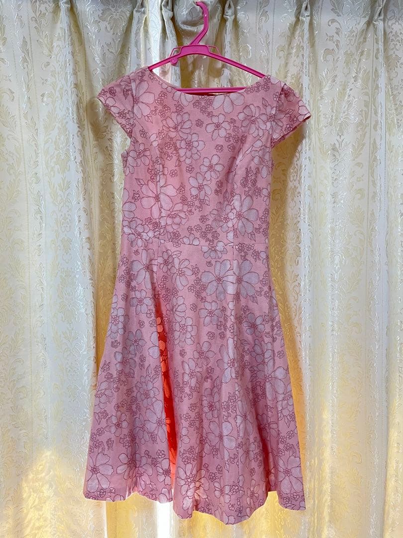 ハンドメイド ニット キャミソール( 白×シルバー)✩‧₊