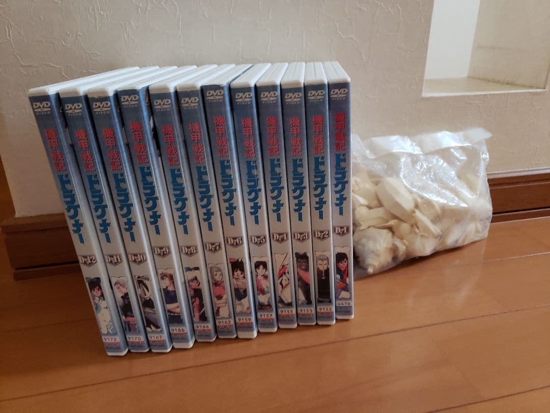機甲戦記ドラグナー　dvd(レンタル落ち)　& レジンキット(バリグナー) 機甲戦記ドラグナー dvd(レンタル落ち) & レジンキット(バリグナー)