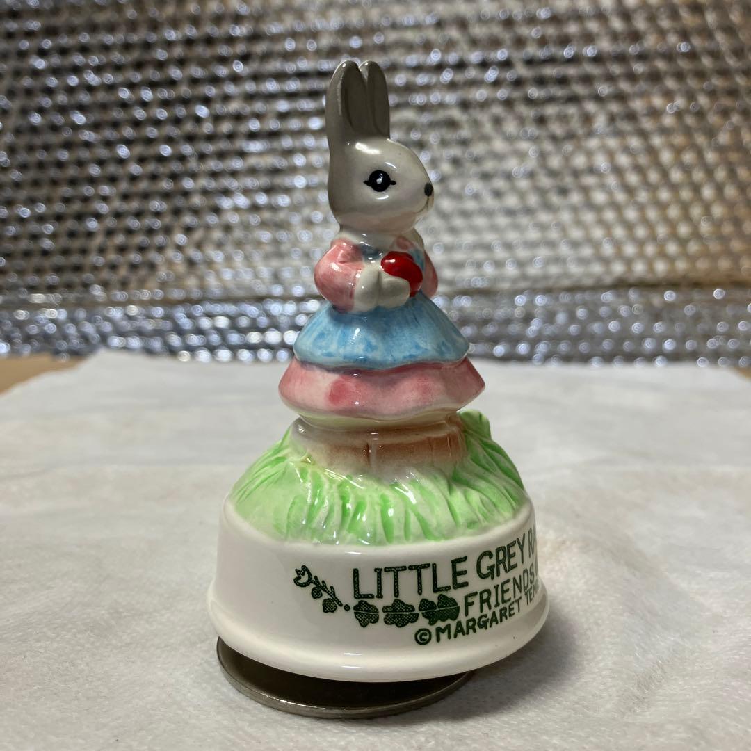 美品❣️可愛いリトル・グレイ・ラビット・オルゴール - メルカリ