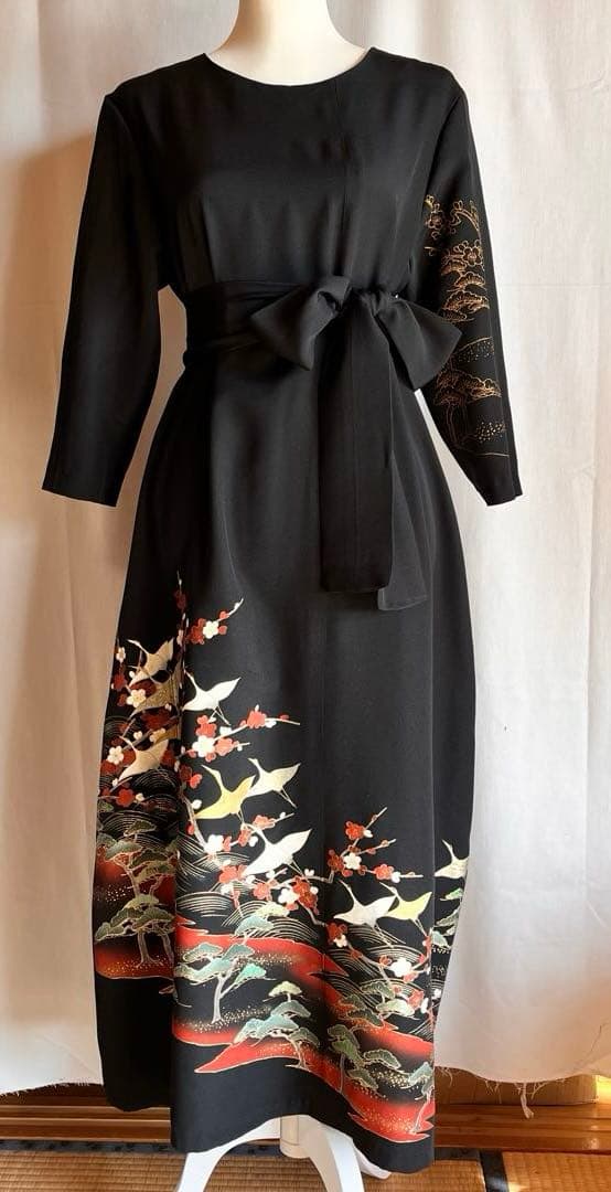 着物リメイク 黒留袖 ロングワンピース 鶴 - メルカリ