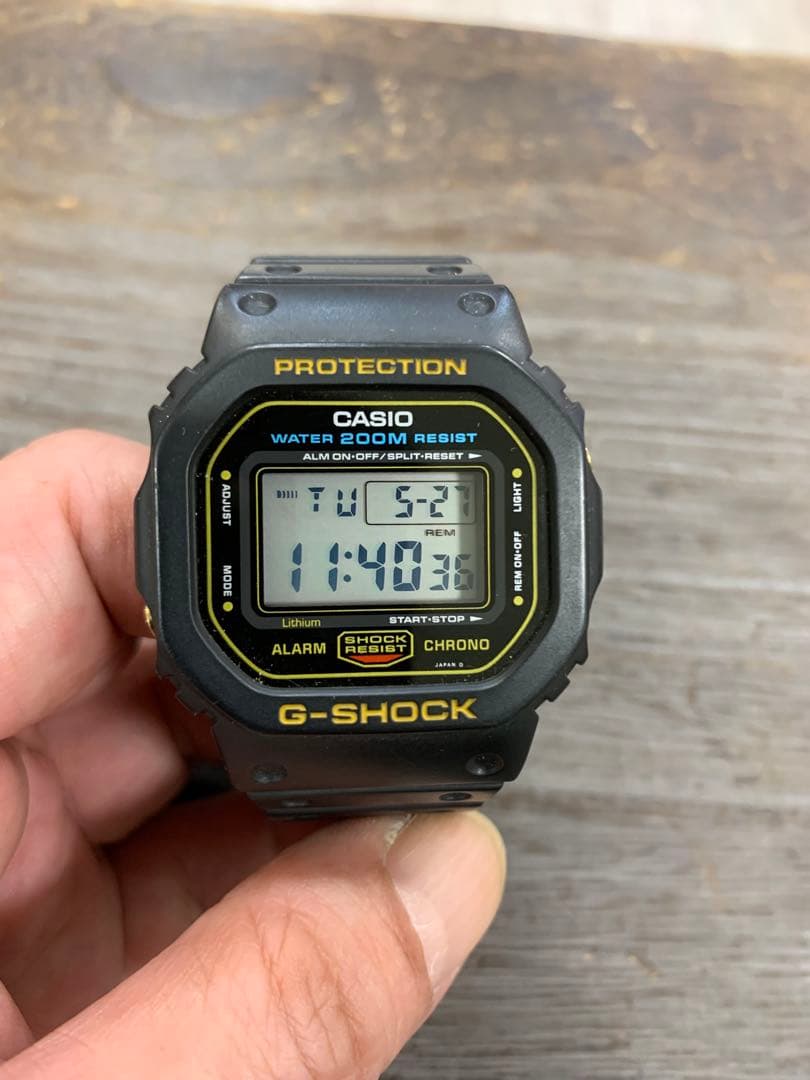 G-SHOCK DW-5600C-9V スピード ゴールドロゴ グリーン豆球 - メルカリ