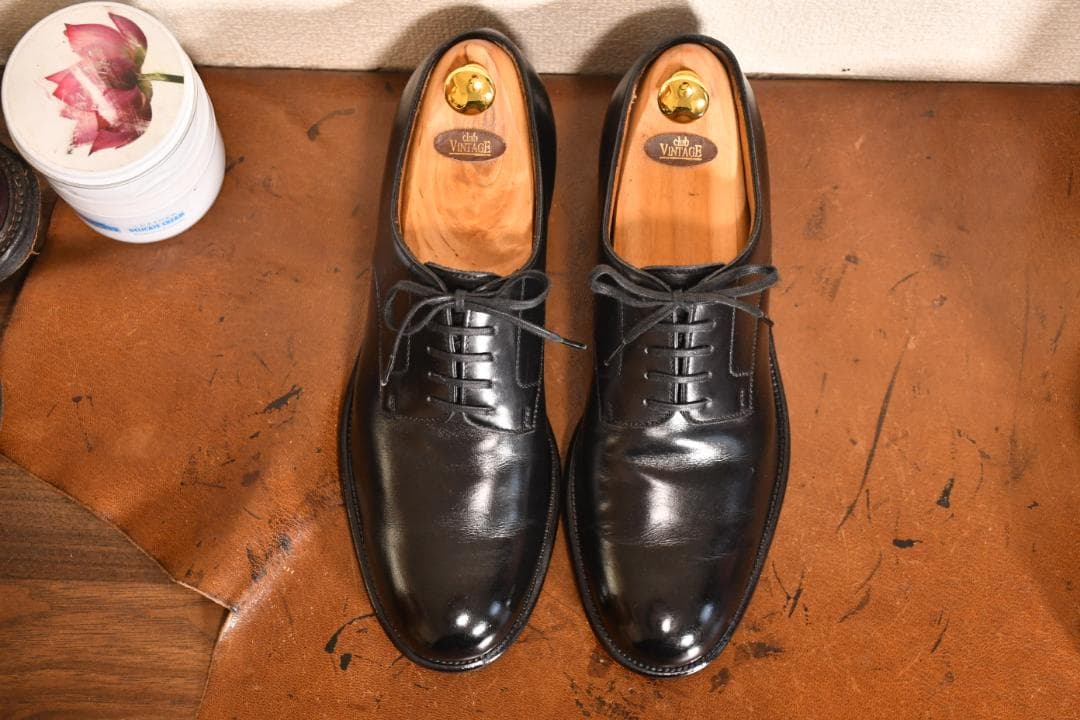 【美品】Le Yucca's Y30019 41.5 26.5cm