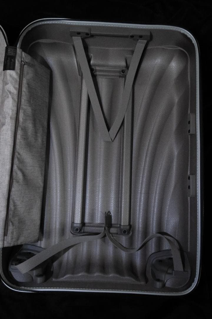 トッケイ様専用 サムソナイト シーライト スピナー75 オフホワイト容量