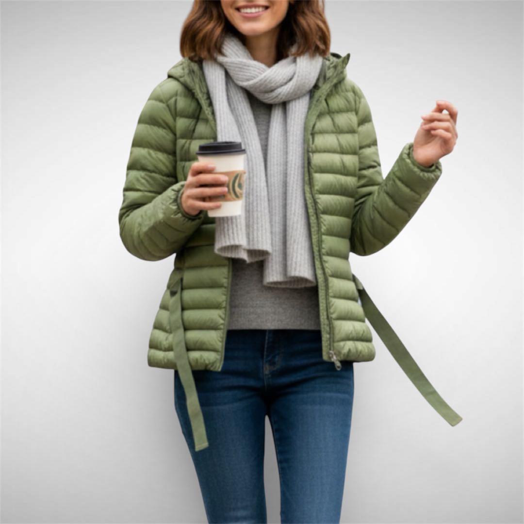 KKK様専用 モンクレール ライトダウンジャケットS フード ドローコード