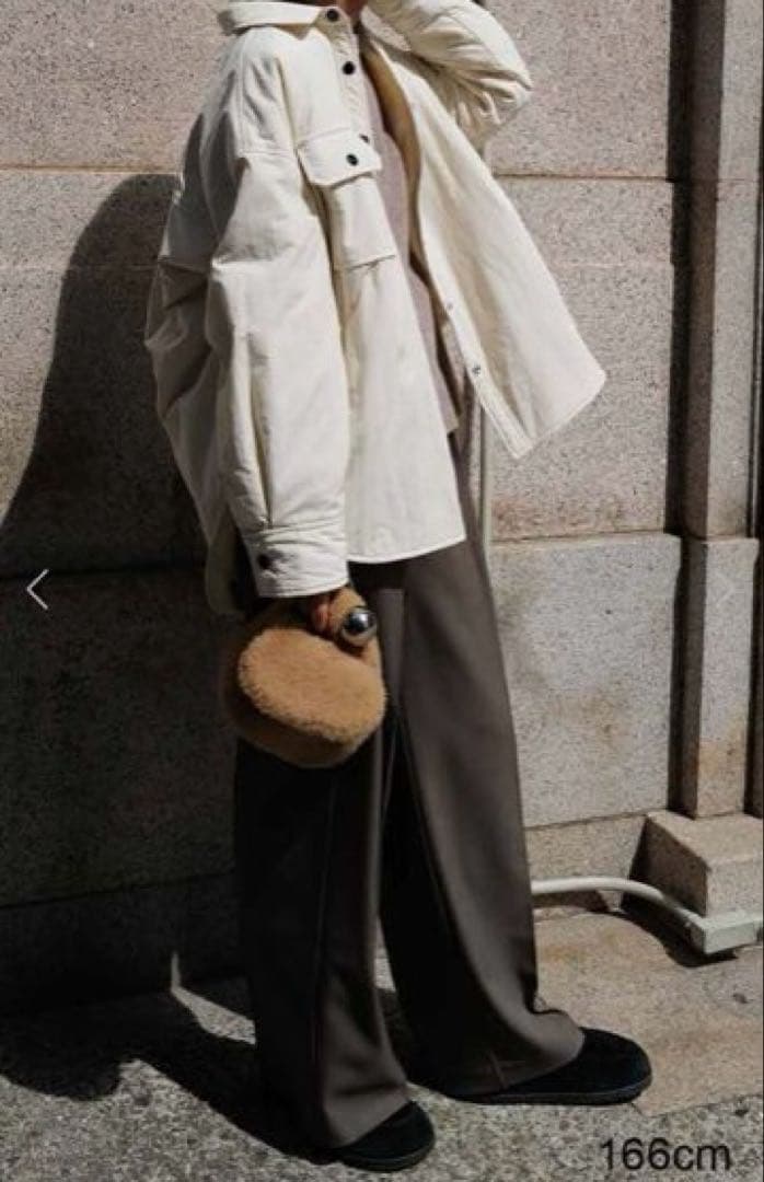 マチャット パファーシャツ（アイボリー） - メルカリ