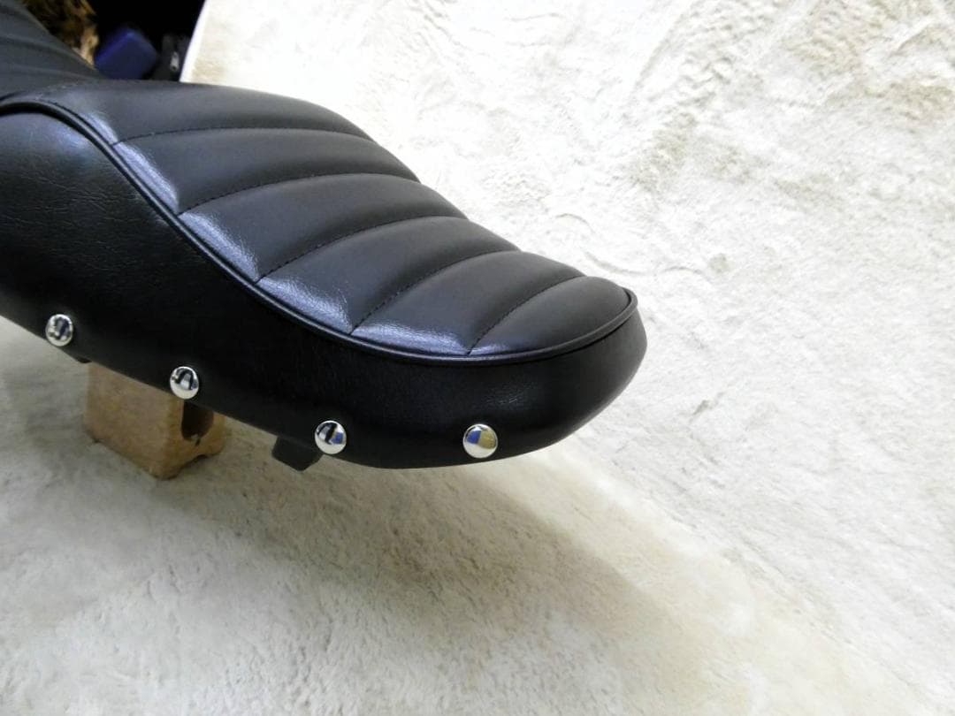 バリオス 2型 黒皮ボタン タックロールシート /GSX250FX あんこ抜き