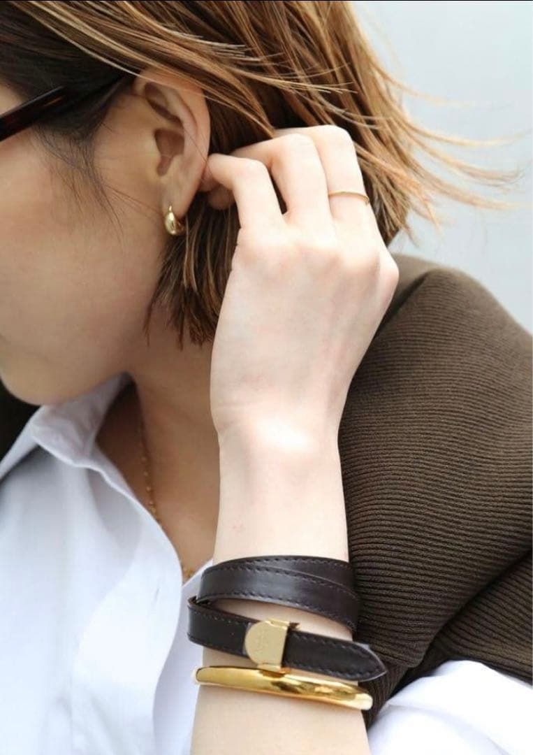 ドゥーズィエムクラス ボンジュール マダム カーフレザーブレスレッ