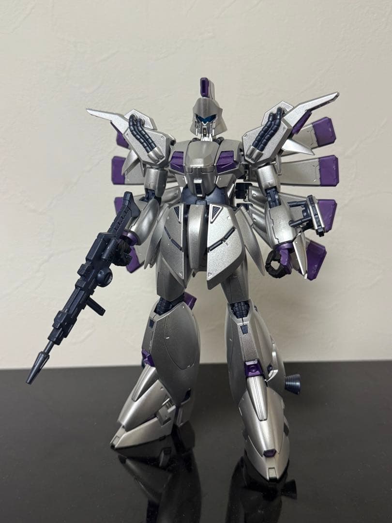 RE/100 1/100 ビギナ・ギナ ［エクストラフィニッシュ］完成品