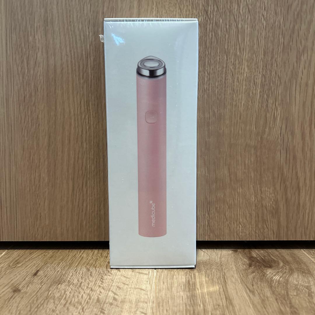 medicube BOOSTER PRO MINI【新品】 Amazon.com: medicube Mini Booster Pro White | Affordable at-Home