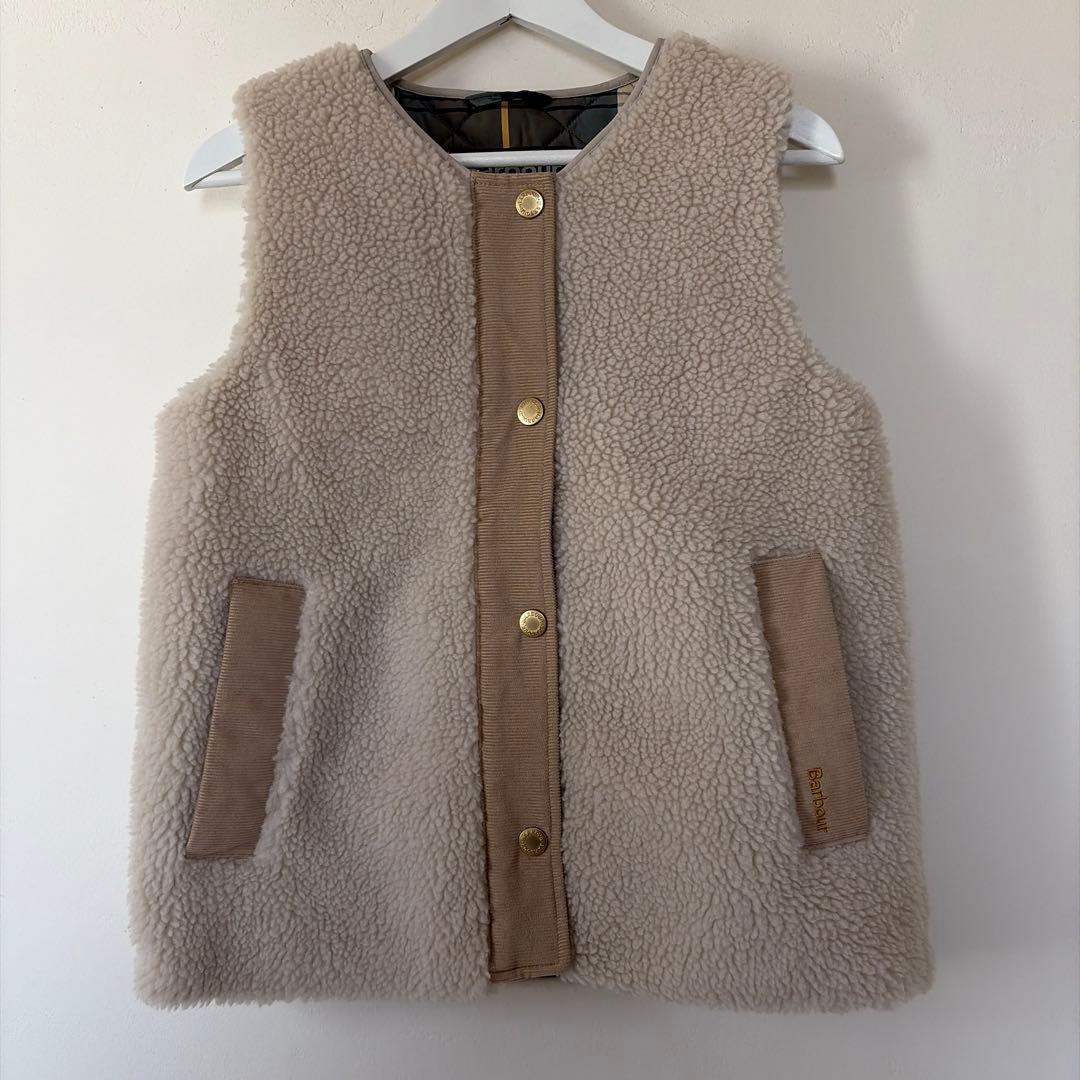 Barbour ベージュ フリースベスト UK10 - メルカリ